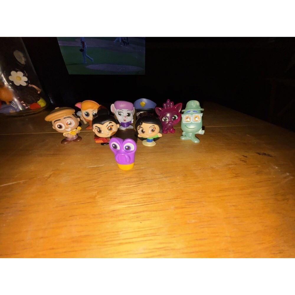 Disney Doorables Lot of Assorted Figures